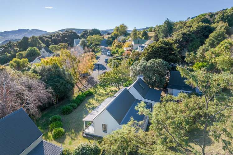 37 Penlington Place Akaroa_2