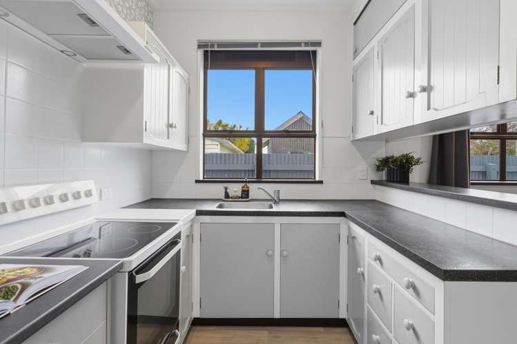 311 Crinan Street Georgetown_10