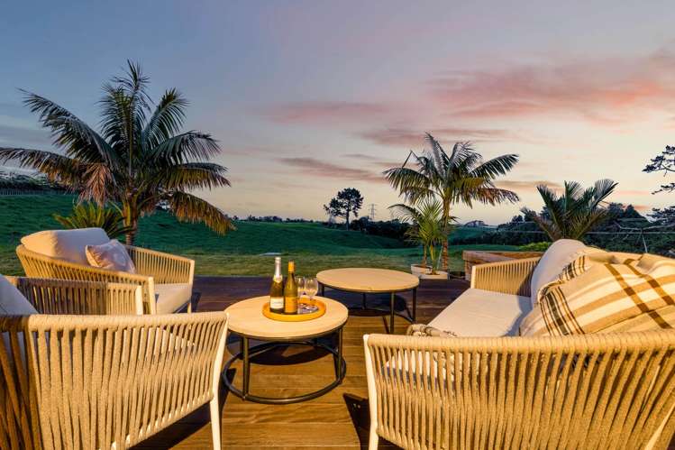 165 Sealy Road Omata_31