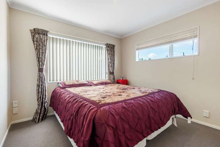 29 Seresin Crescent Flat Bush_24