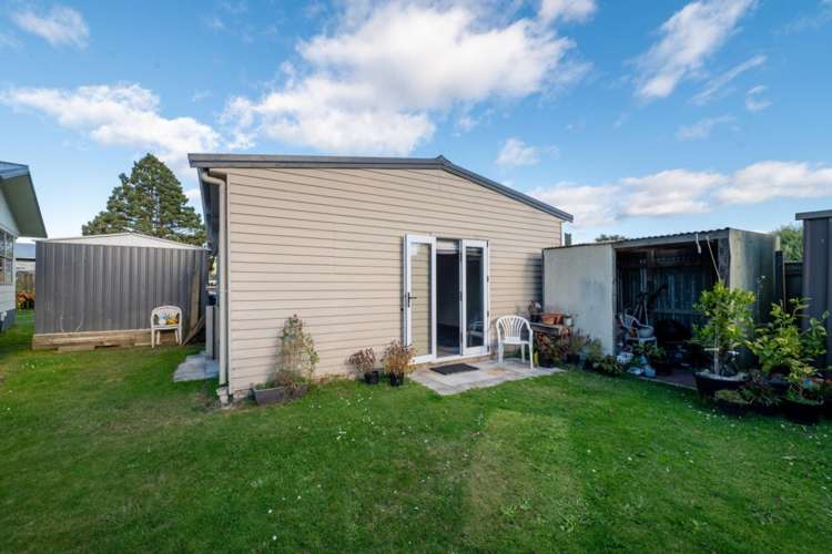 17 Byron Grove Owhata_17