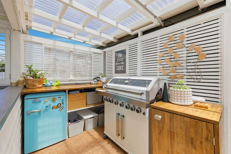 6 Vela Place Clarks Beach_23