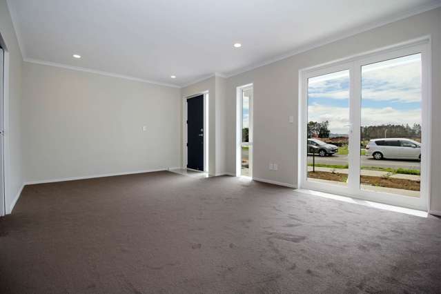 21 Stitchbird Crescent Papakura_1