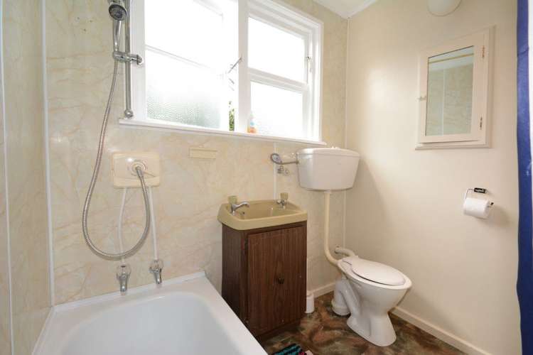 75 Columba Avenue Calton Hill_17