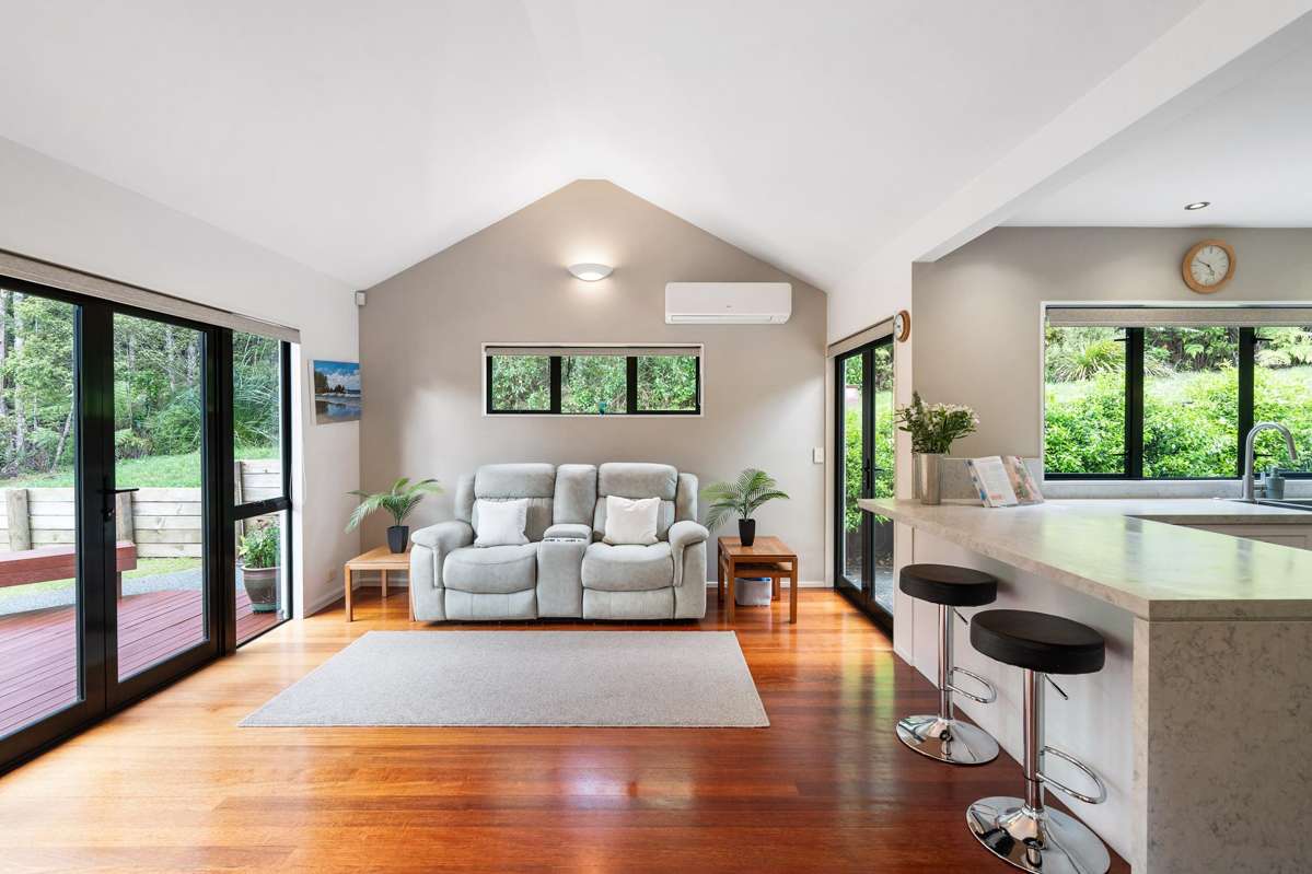 18 Daldys Bush Lane_1