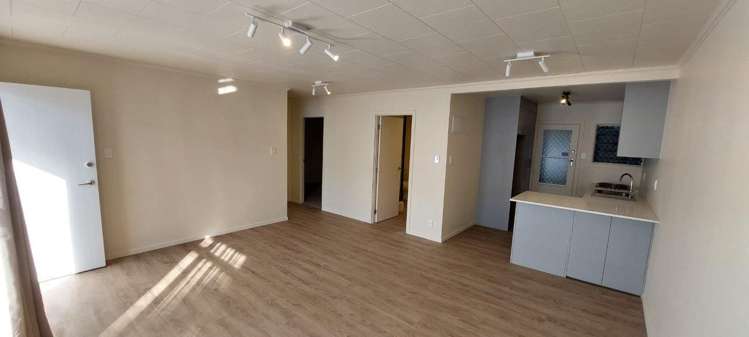 2/36 Margaret Avenue_0