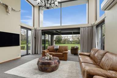 90 McDrurys Road_4