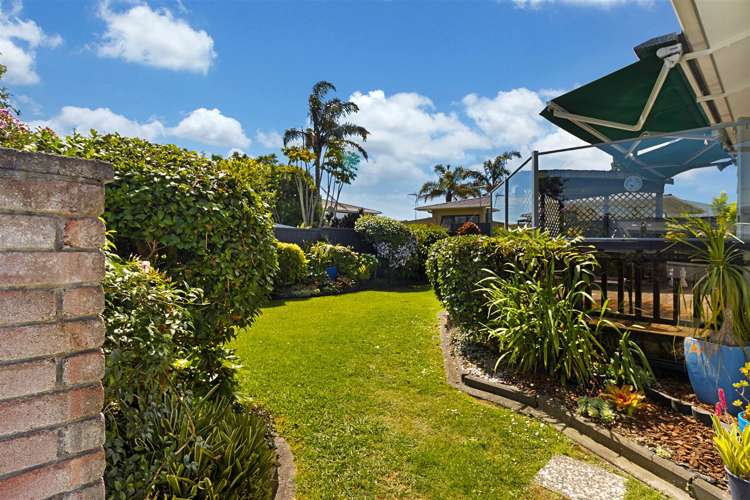 2/25 Arawa Street New Lynn_4