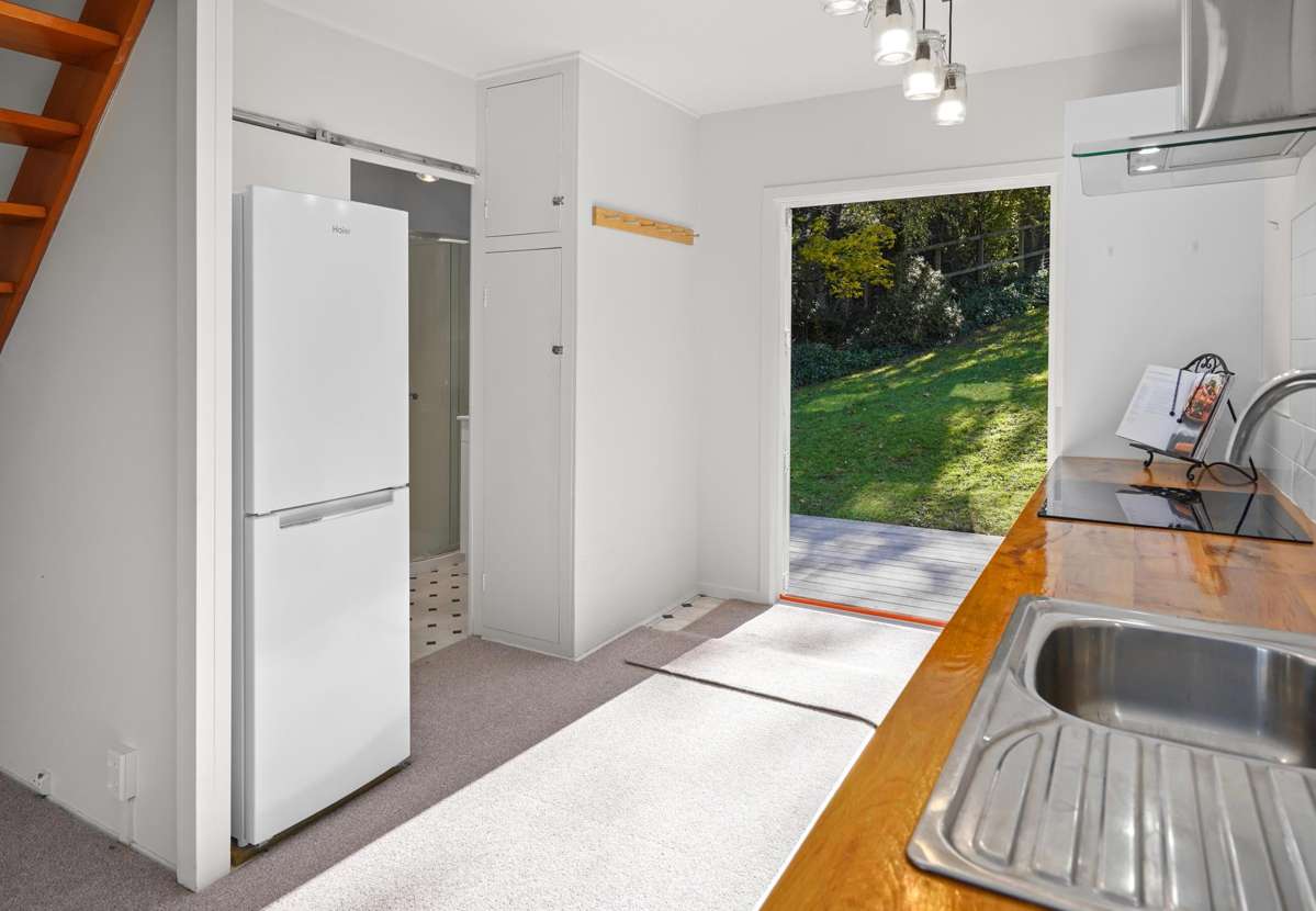 8 Chalet Crescent_3