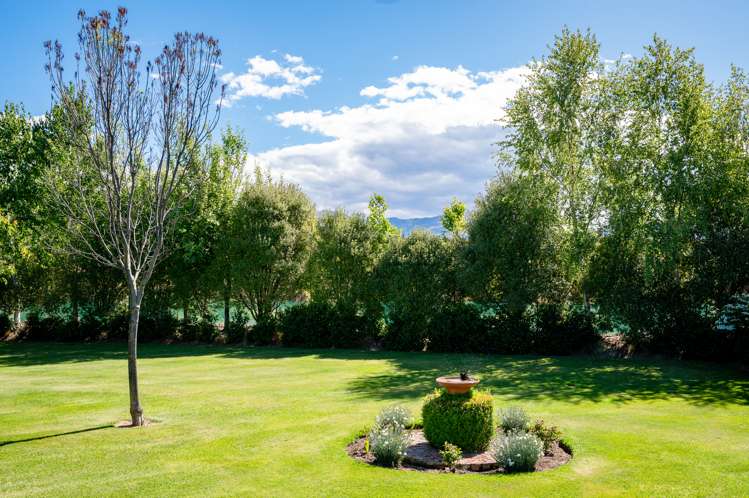 9 Hikuwai Drive Albert Town_24