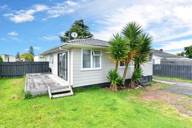 16 Courtenay Crescent Mangere East_1