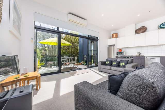 5/8 Thompson Park Road Mount Wellington_2