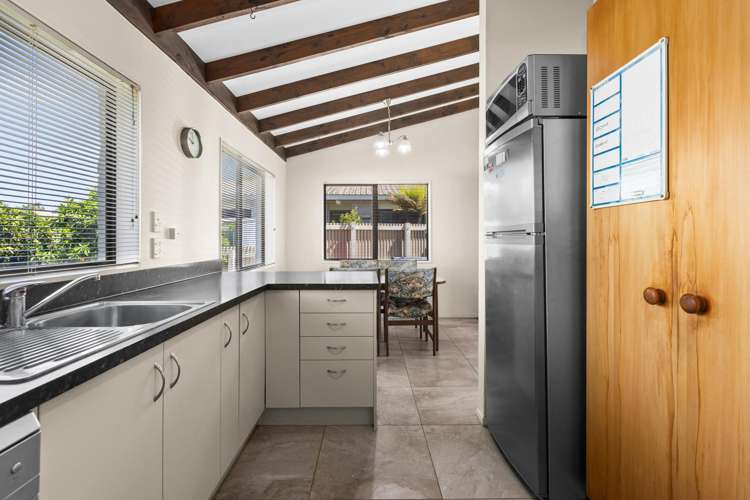 2/177 Main Road Clive Clive_4