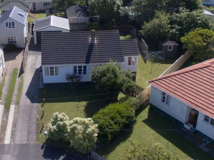 7 Freyberg Street Hamilton East_13