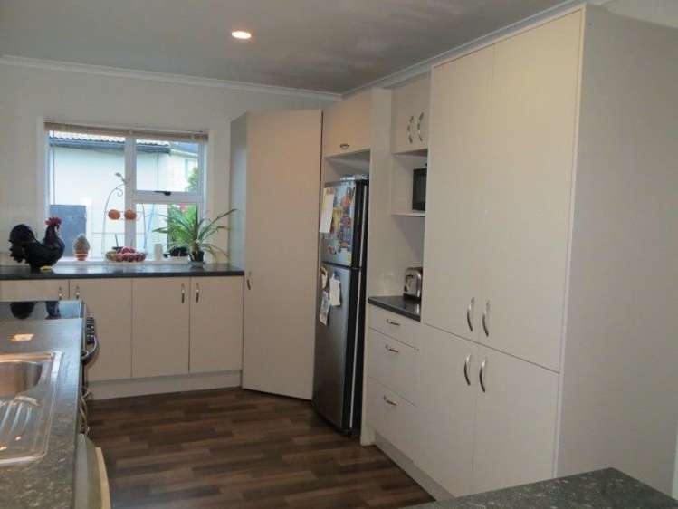 14 Aroha View Avenue Te Aroha_9