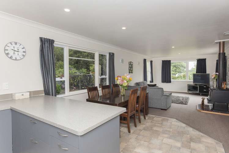 35 Royd Road West Makauri_5