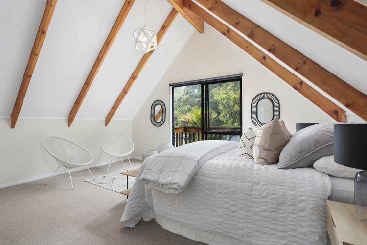 174 Woodlands Park Road Titirangi_16