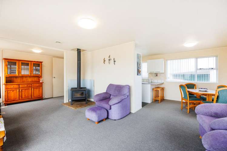 20 Thomas Place Foxton Beach_9