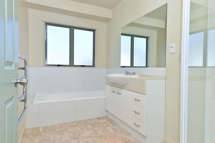 105b Edinburgh Street Pukekohe_17