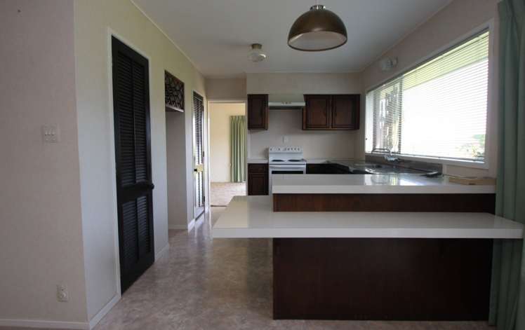 8 Gracechurch Drive Flat Bush_1