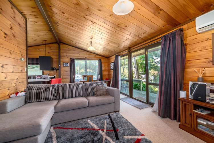 19a Brooklyn Road Carterton_11