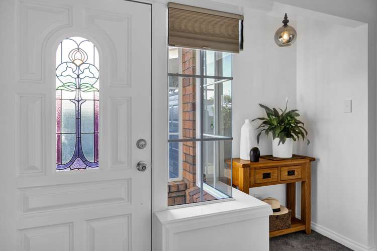 1c Waiwera Place Merrilands_17