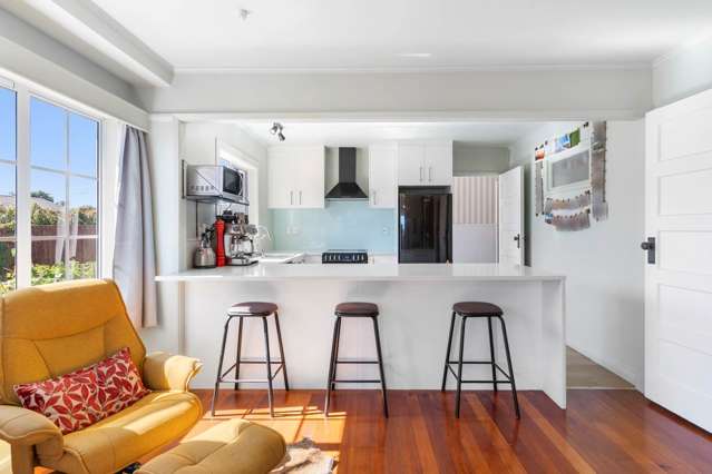 2 Buchanan Road Kingseat_4