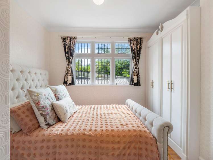 12 Brassey Road Saint Johns Hill_12