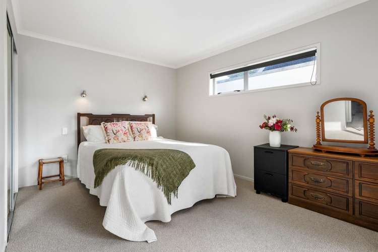 2/111 Hunt Road Whangamata_6