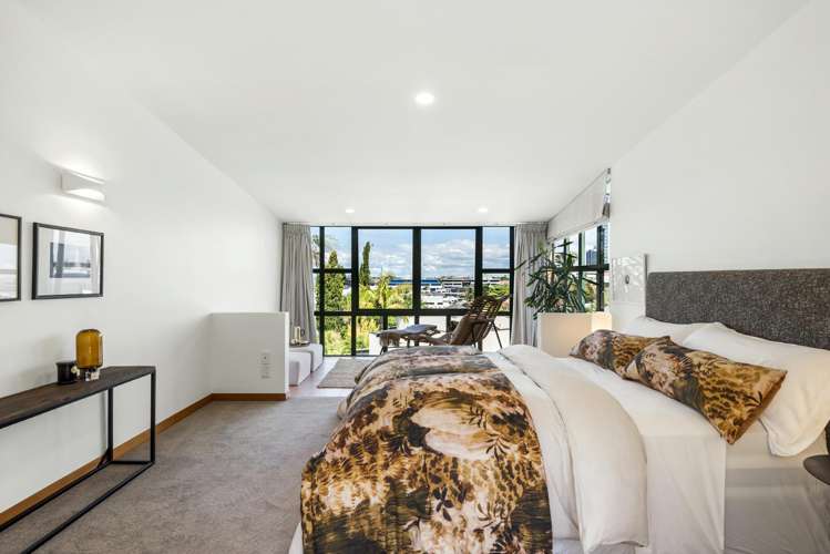 2/22 Killarney Street Takapuna_4