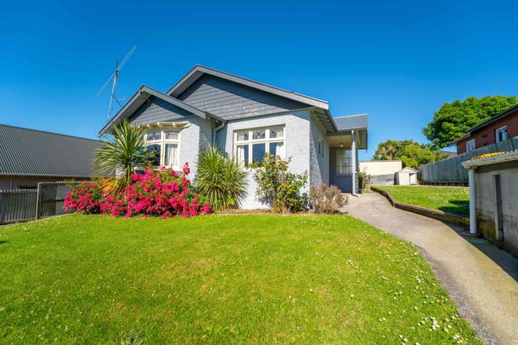 74 Avenue Road West End_0