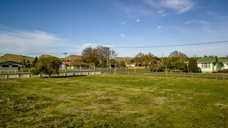 15 Meta Street Takapau_5