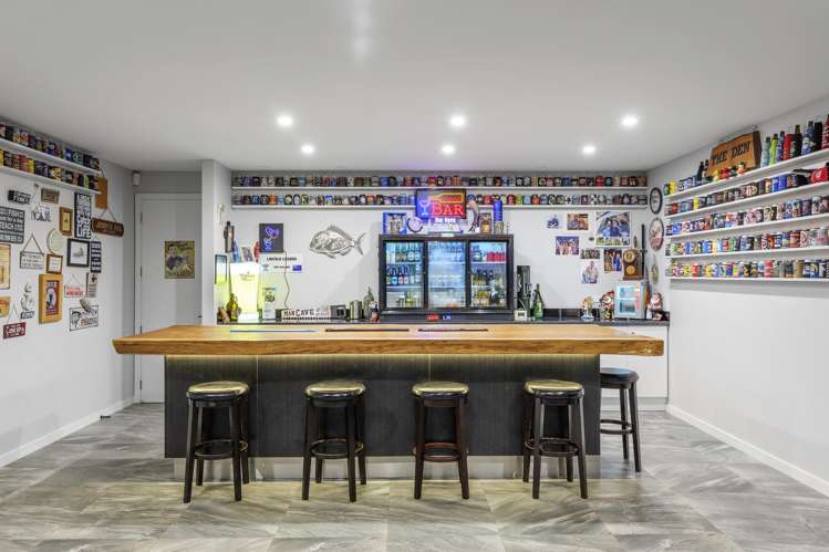 27 Carnaveron Drive Lincoln_19