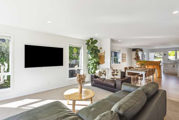 6 Moa Road Raumati Beach_4