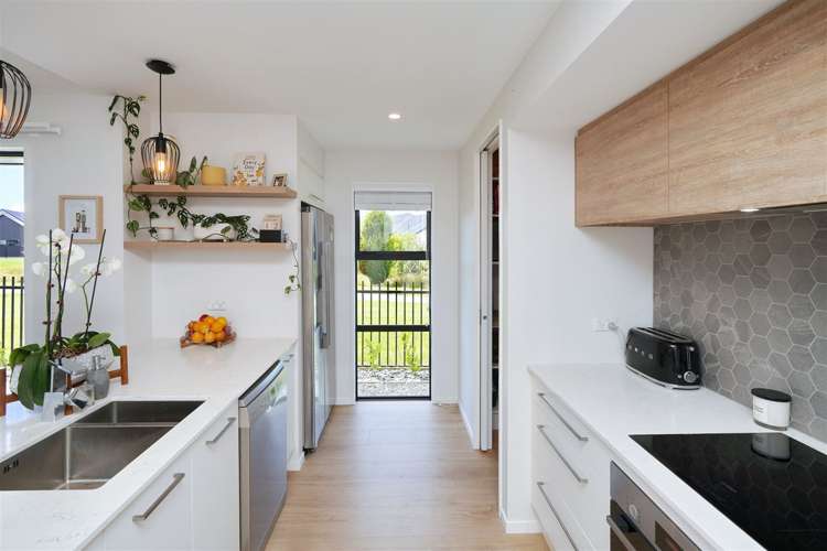 84 Glenturret Drive Casebrook_5