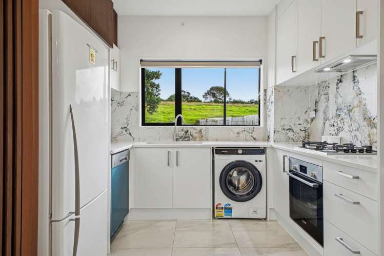 33A Crestview Rise Papakura_7