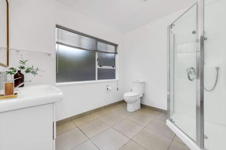 71 Beechdale Crescent Pakuranga Heights_9