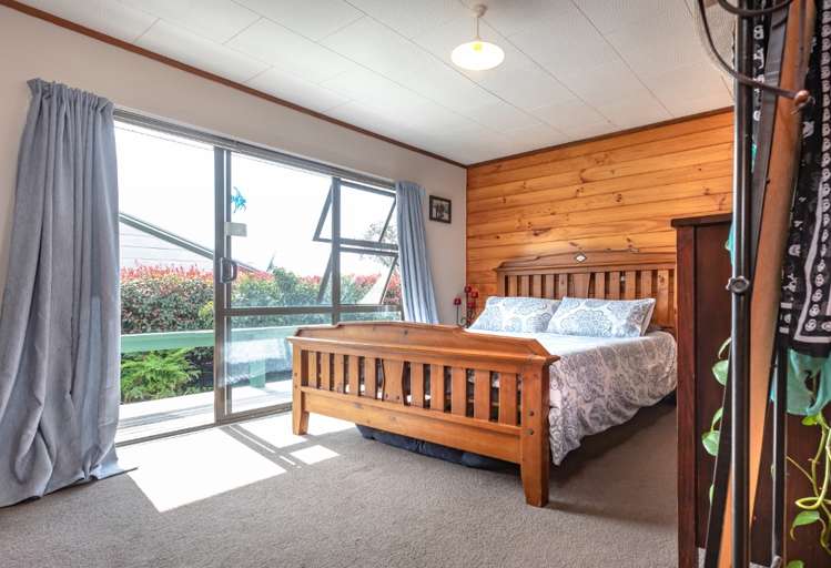 121 Onemana Drive Onemana_17