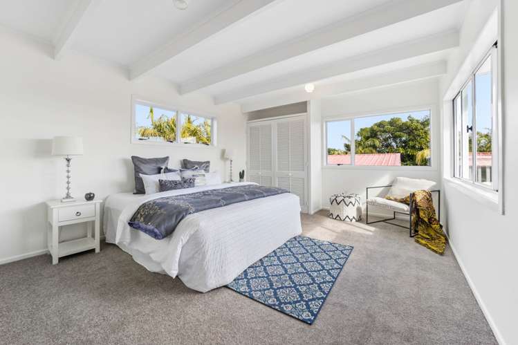 67 Golf Road New Lynn_11