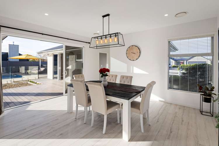 85 Alan Livingston Drive Cambridge_13