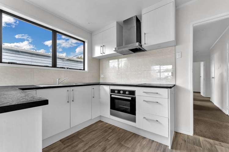 12 Hamblyn Place Ranui_7