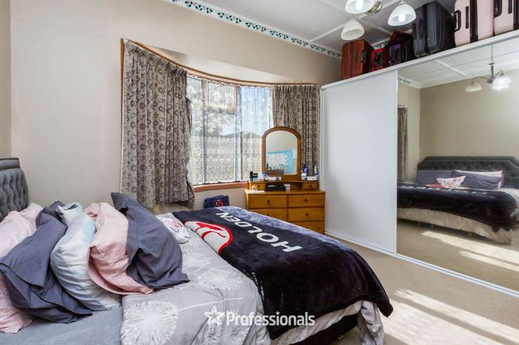 24 Bouverie Street Petone_12