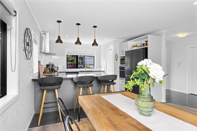 39 Alpers Ridge Leamington_7