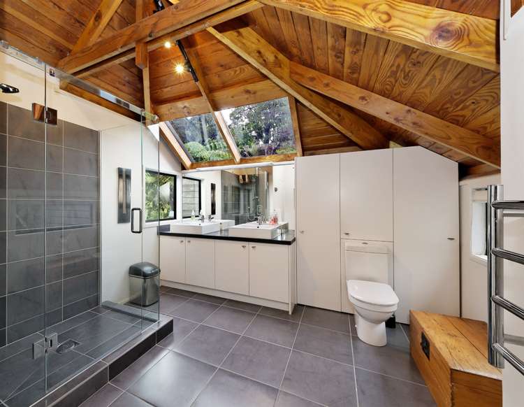 234 Scenic Drive Titirangi_17