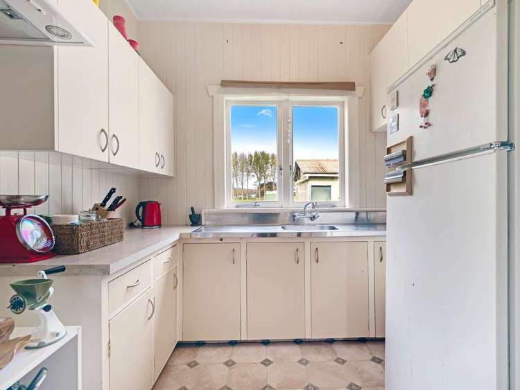 2774 Kaipara Coast Highway Glorit_15