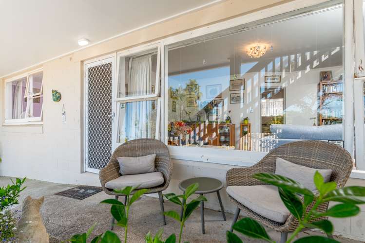 2/2 Ewenson Avenue One Tree Hill_12