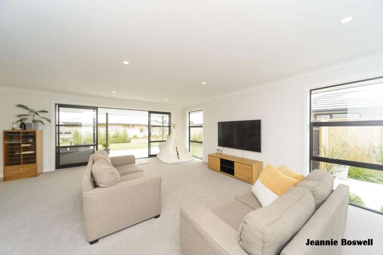 10 Peckham Lane Ashhurst_8