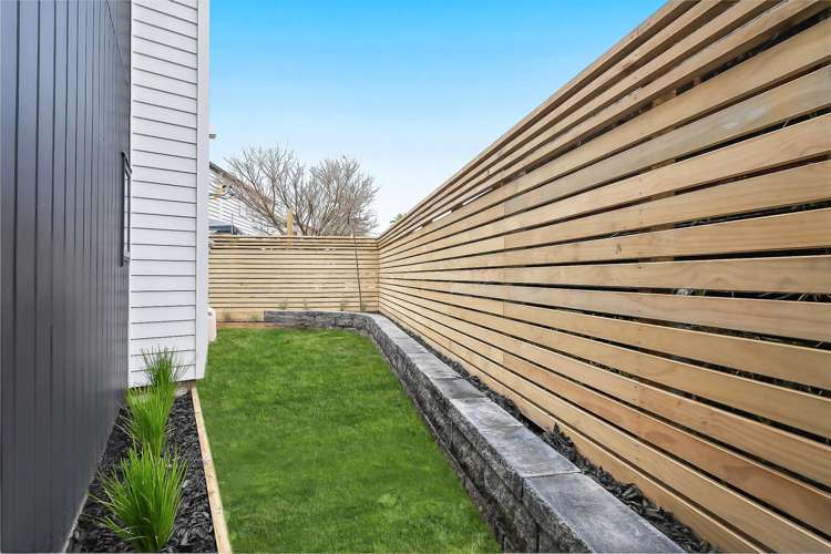 2/10 Starling Place Ranui_6