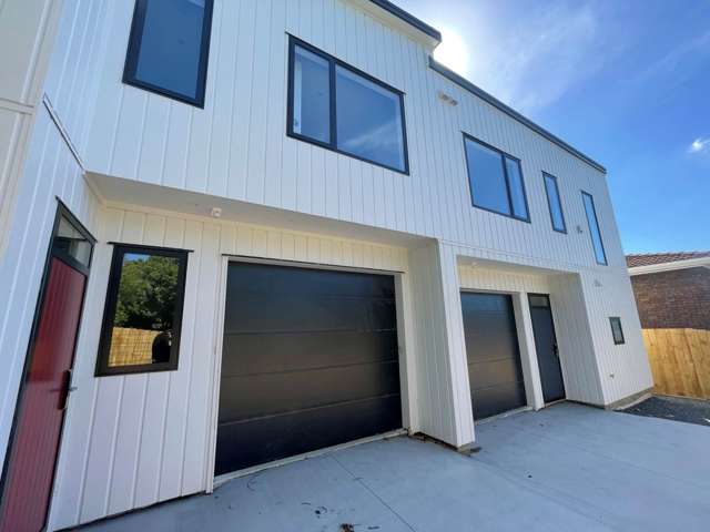 40B Nui Mana Place Te Atatu South_1
