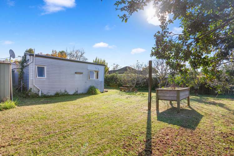 60 Neil Avenue Te Atatu Peninsula_16